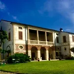 Relais Gozzi Bed & Breakfast 2*