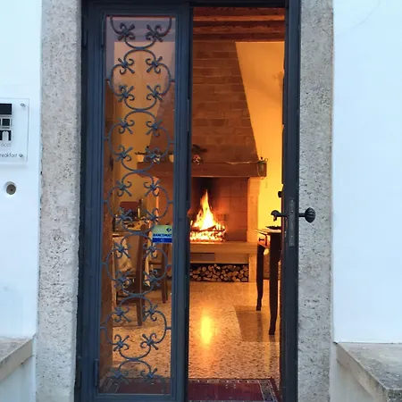 Nocleg ze śniadaniem Relais Gozzi 2*
