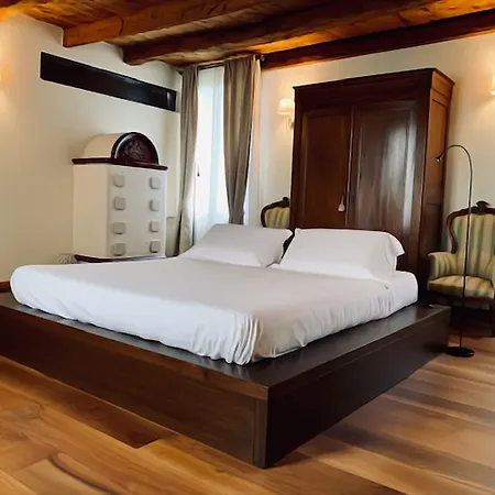 Relais Gozzi Nocleg ze śniadaniem 2*