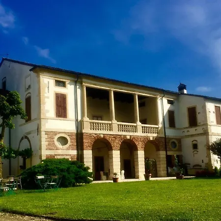 Relais Gozzi Nocleg ze śniadaniem 2*
