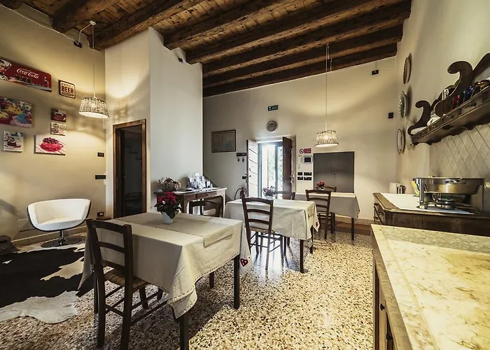 B&B Relais Gozzi 아르쿠그나노