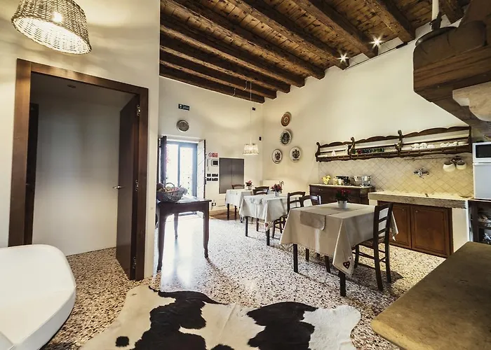 Relais Gozzi 2* 아르쿠그나노