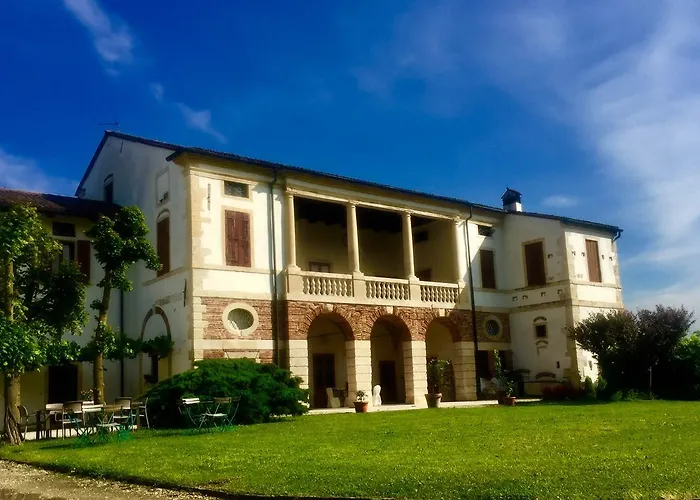 Relais Gozzi Bed & Breakfast 2*