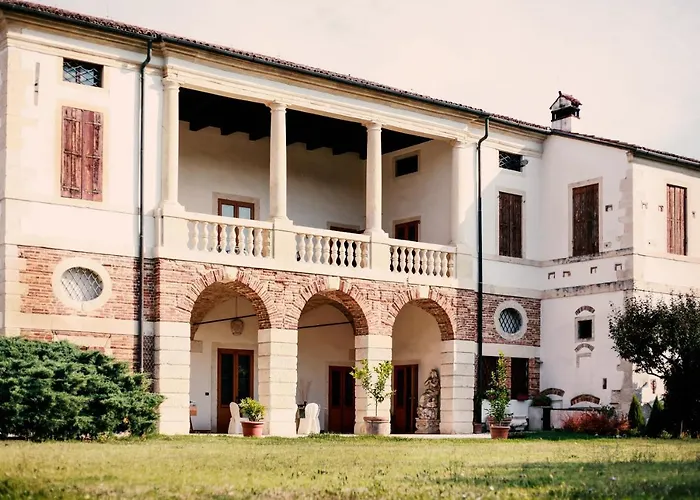 Relais Gozzi Bed & Breakfast